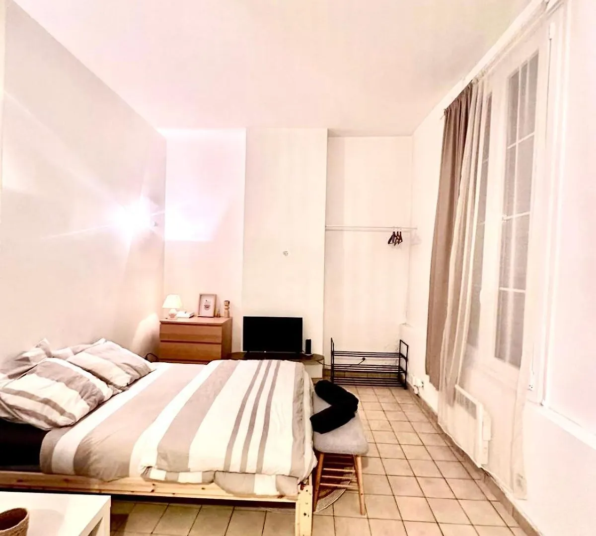 Bel Appartement Confort Paris 75009 0*,  France