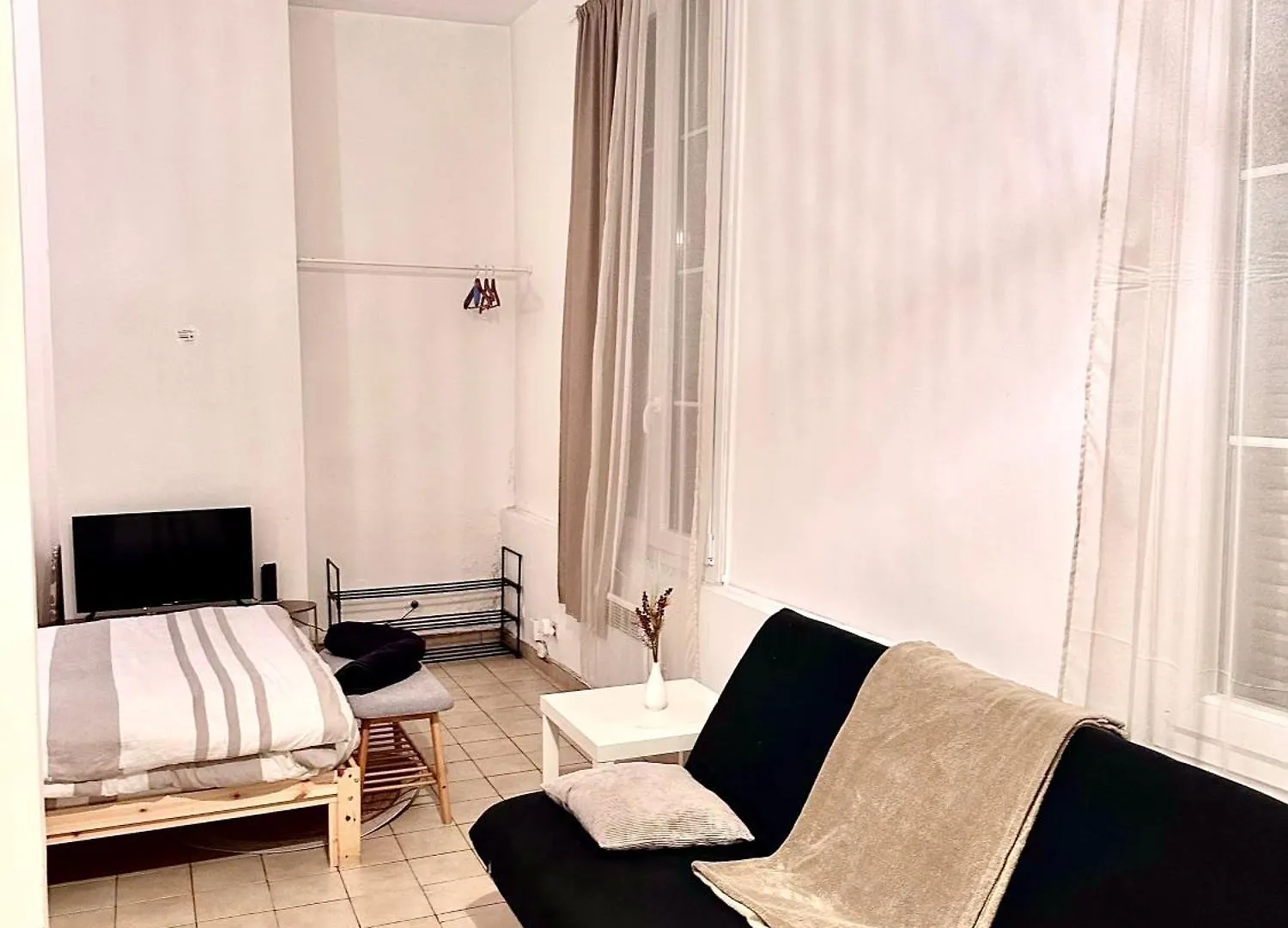 Apartment Bel Appartement Confort Paris 75009 France
